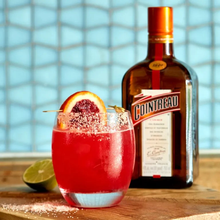 Cointreau L’Unique Liqueur 70cl (40%) – Premium Triple Sec